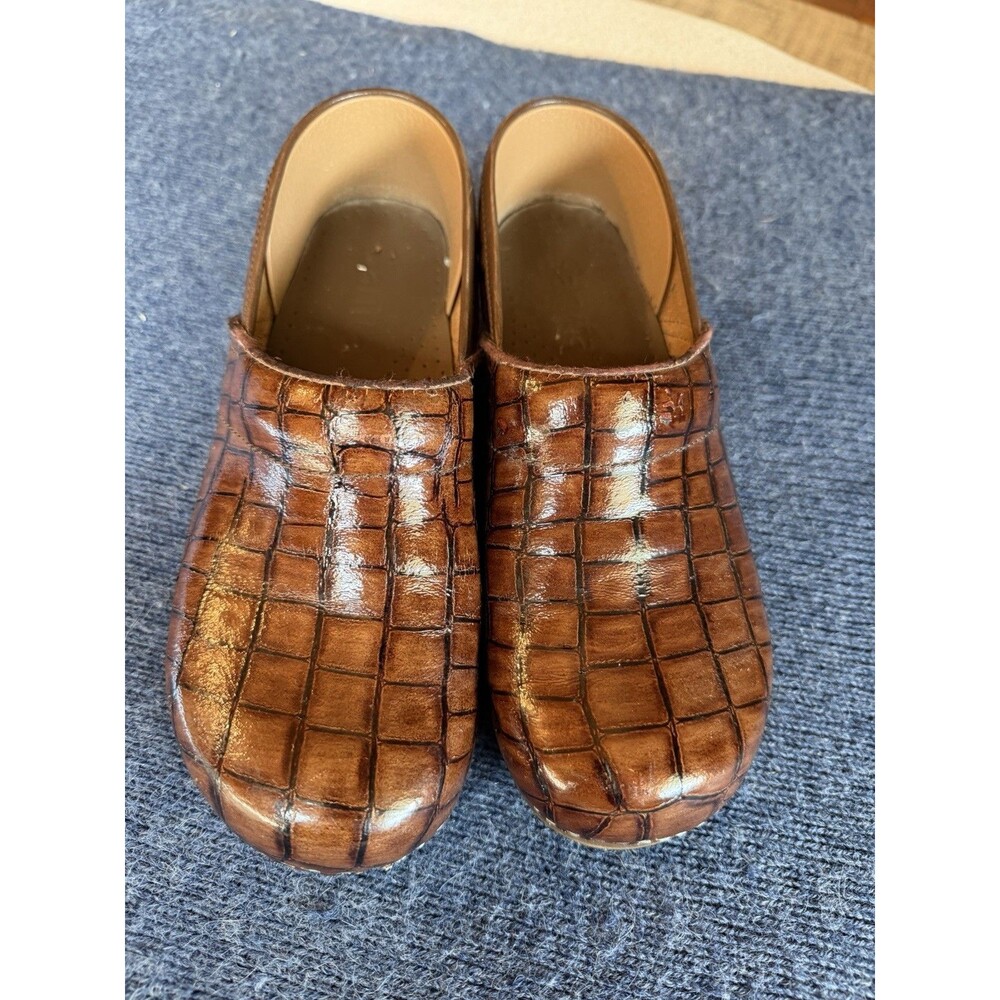 Sanita The Original Danish Clogs Women's Brown Leather Slip-On Comfort EU 40/9